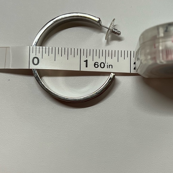 Scarlet Hinged Faux Leather Bangle and Hoops - Picture 5 of 8